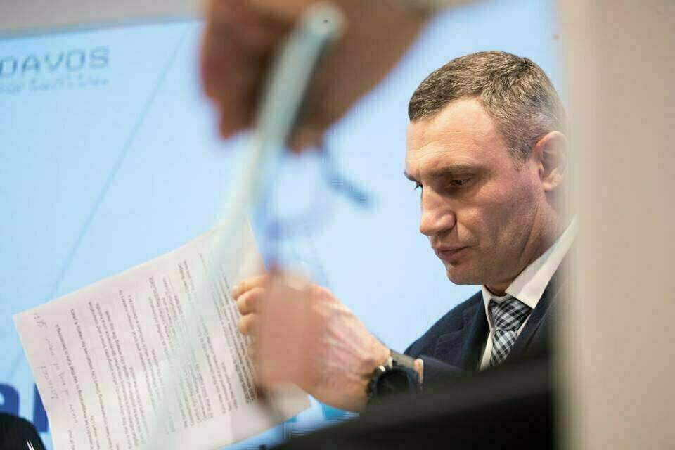Правительство отказалось рассматривать вопрос увольнения Кличко