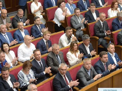 Рада приняла закон о перезапуске НАПК и сокращении госфинансирования партий Рада приняла закон о перезапуске НАПК и сокращении госфинансирования партий