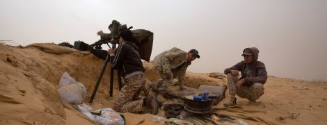 Скандальный поезд Киев-Рахов: в вагоне люкс пассажиров атаковали клопы (6 фото)