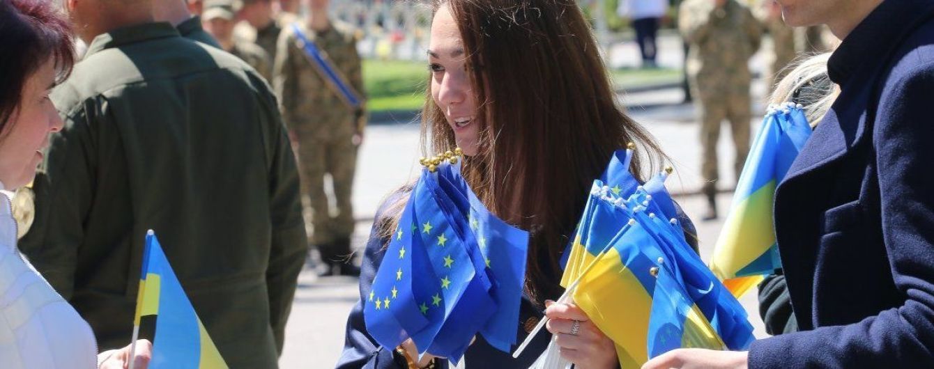 Сказал пограничникам, что еду пить кофе: лучшие рассказы украинцев о первом опыте без виз в ЕС