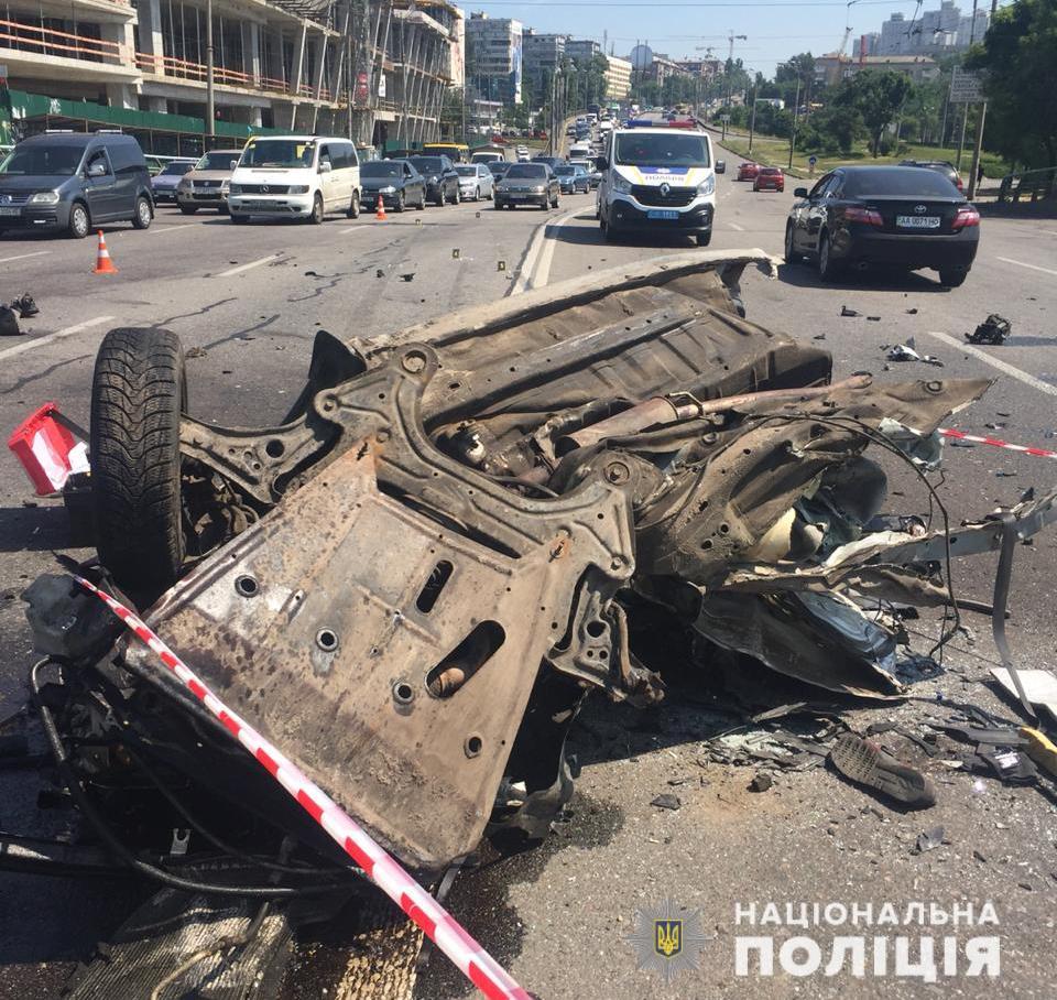 Смертельное ДТП в Киеве: стало известно о деталях аварии, которая унесла жизни четырех человек (ФОТО, ВИДЕО)