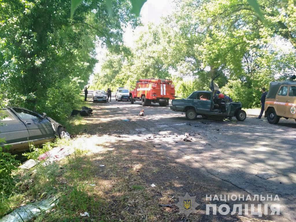 Смертельное ДТП в Николаевской области унесло жизнь полицейского (ФОТО)