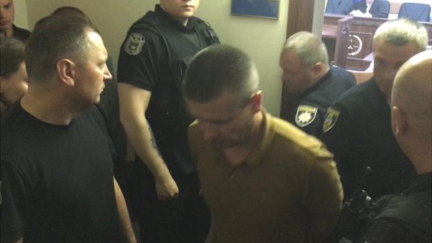 Суд арестовал полицейского, подозреваемого в убийстве ребенка в Переяславе (ФОТО)