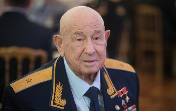 Умер известный космонавт Алексей Леонов