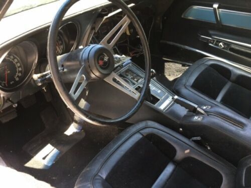 Уникальный экземпляр Chevrolet Corvette продают на онлайн-аукционе eBay (ФОТО)