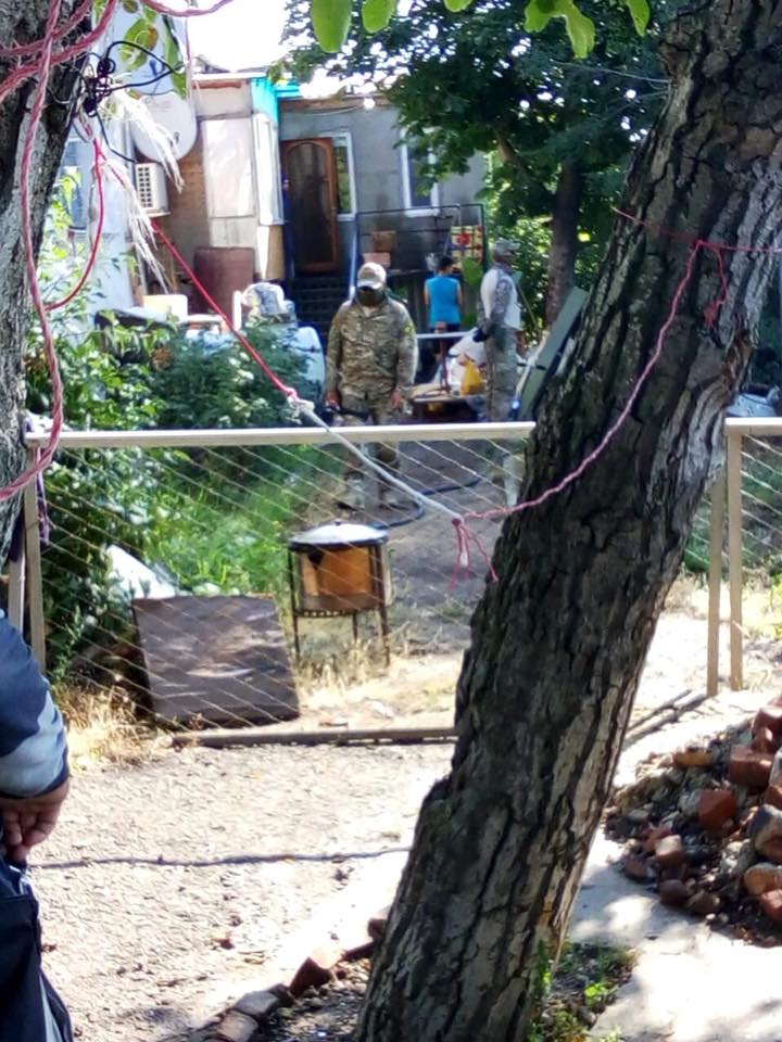 В аннексированном Крыму российские силовики проводят новые обыски у крымских татар