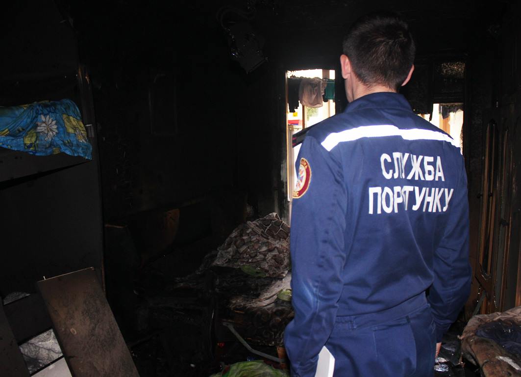 В Черкассах при пожаре в квартире погибли двое детей