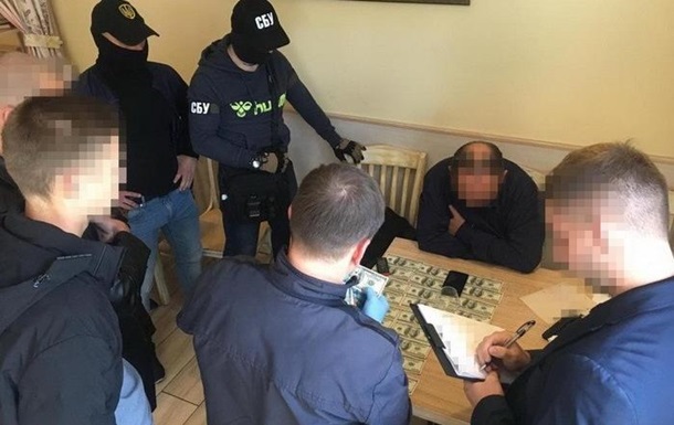 В Днепре рэкетиры выдавали себя за сотрудников СБУ