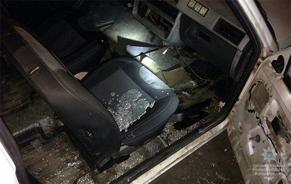 В Днепропетровской обл. мужчина взорвал гранату возле кафе, травмы получили 16 человек