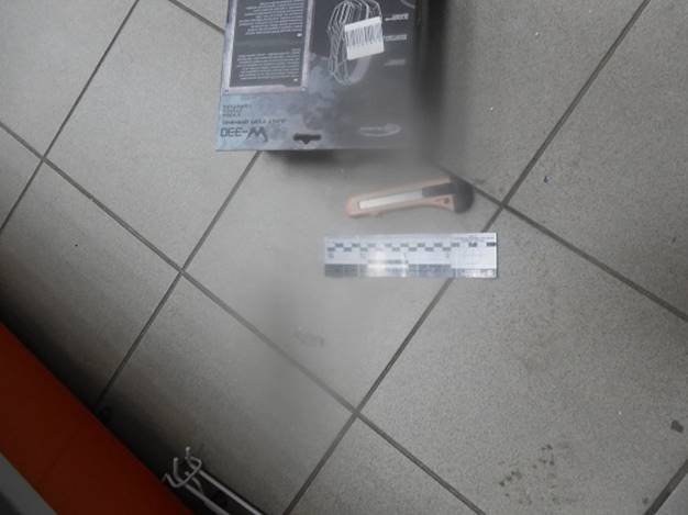В Киеве из магазина бытовой техники украли смартфоны стоимостью 600 тыс. грн