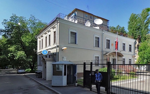 В Киеве напали на акцию протеста в защиту курдов