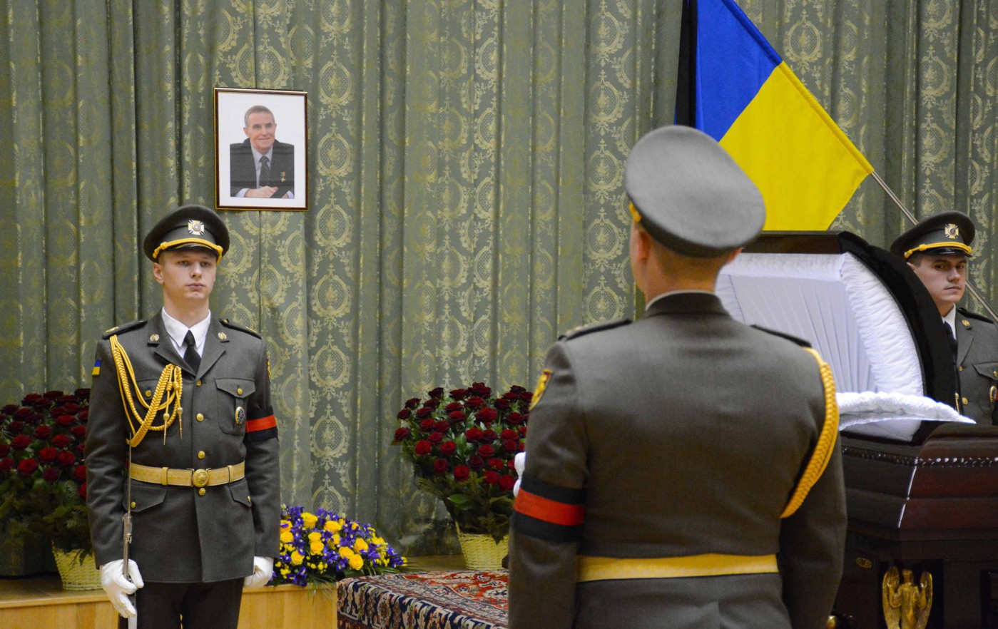 В Киеве попрощались с Леонидом Каденюком