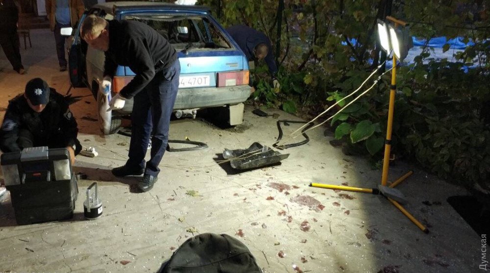 В Одесской области взорвали автомобиль чиновницы