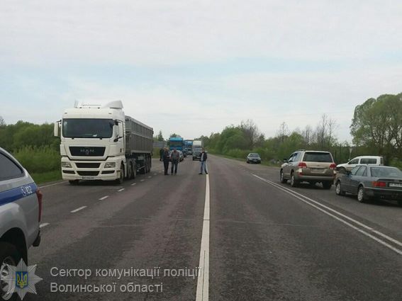 В Волынской обл. перекрыли трассу международного значения Киев – Ковель – Ягодин