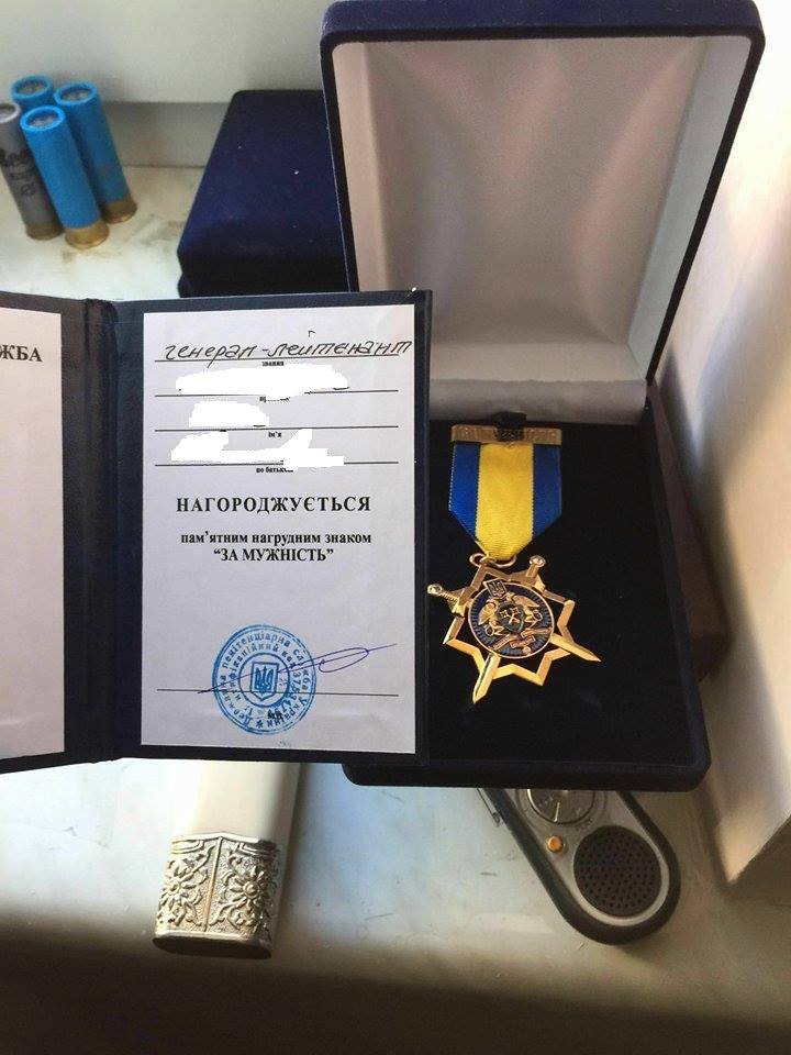 Второго мошенника, который в генеральском мундире брал взятки за назначение на должности, разыскивают