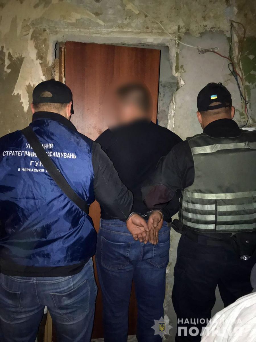 Замучили насмерть: в Черкасской области задержали подозреваемых в убийстве (ФОТО)