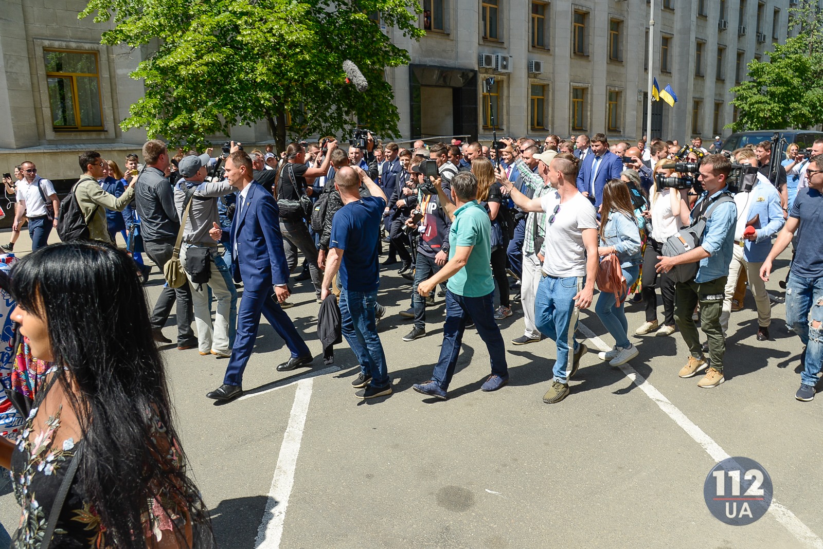 Зеленский из Мариинского дворца пошел в АП пешком