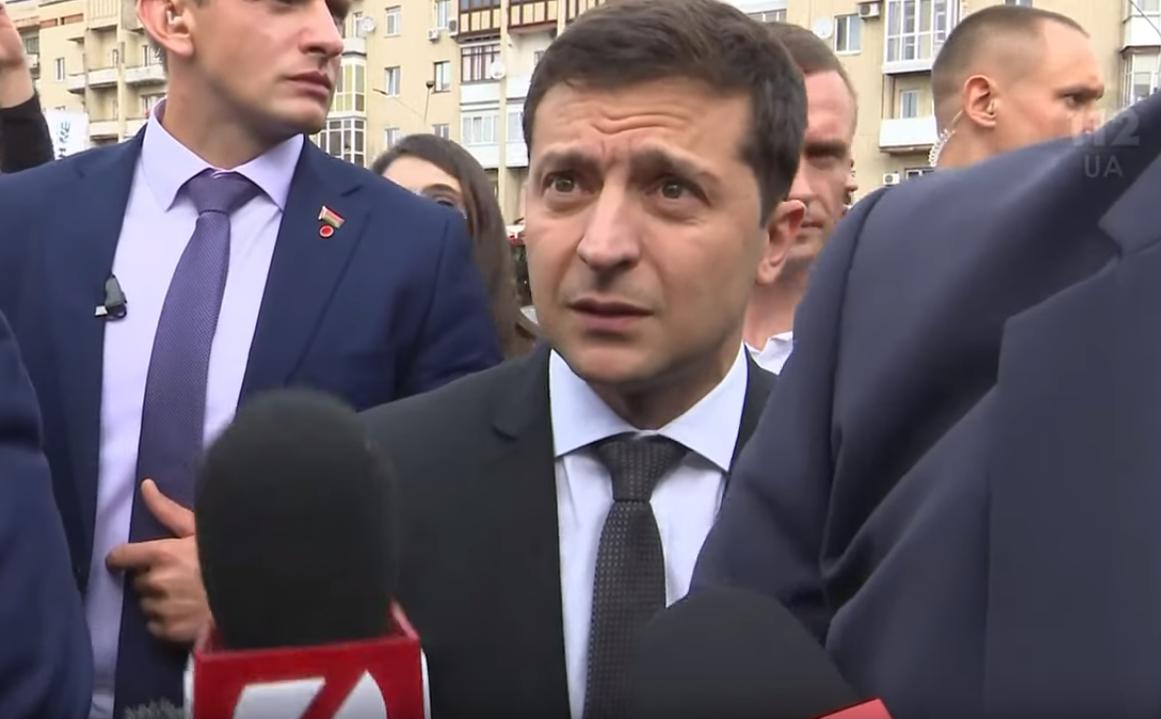 Зеленский о лишении 112 Украина цифровых лицензий: Нацсовет сказал, что что-то там просрочено. Все, что я знаю