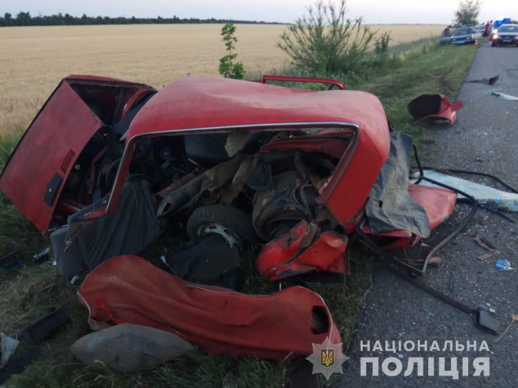 Жуткое ДТП на трассе Киев-Одесса: погибли трое (ФОТО)