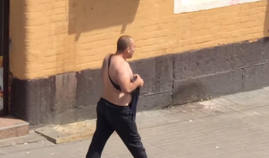В центре Киева мужчина устроил стрельбу после конфликта в магазине