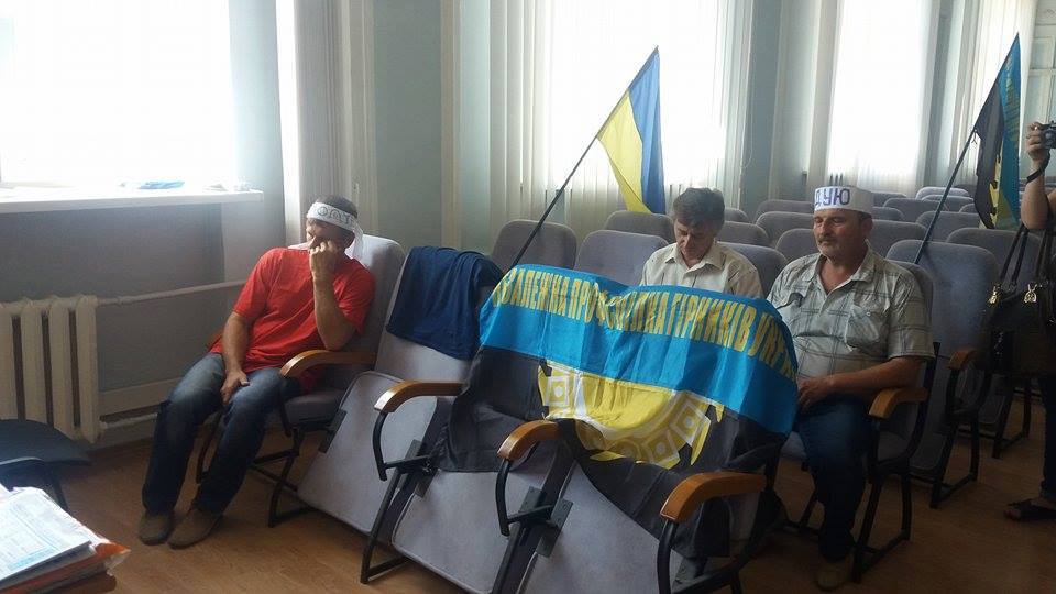 В здании Минэнергоугля 5-й день голодают шахтеры, их состояние ухудшается, - Волынец