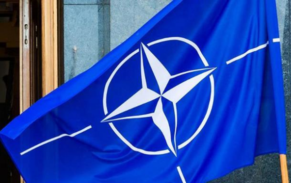 НАТО развертывает элементы сил реагирования НАТО развертывает элементы сил реагирования