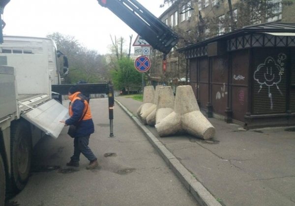 В центре Одессы открыли еще один спуск для проезда 