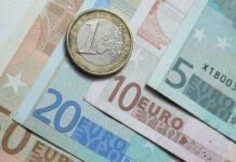 Курс валют в Украине 13 апреля 2023: сколько стоит доллар и евро