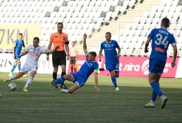 Футбол. «Чорноморець» - «Динамо» – 3:2 Футбол. «Чорноморець» - «Динамо» – 3:2