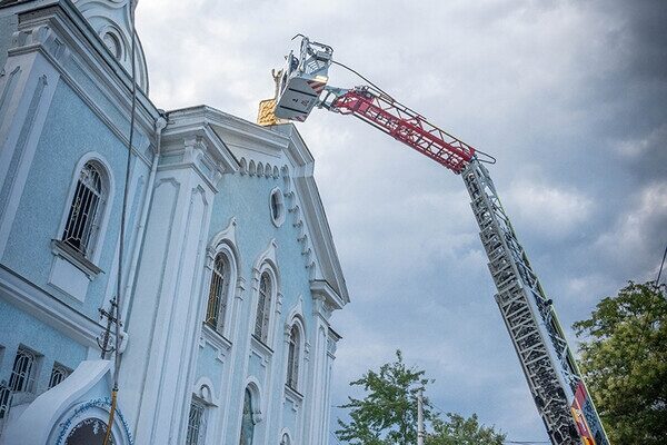 Что горело в храме на Леонтовича в Одессе Что горело в храме на Леонтовича в Одессе