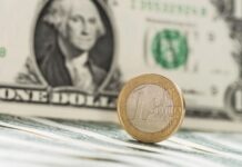 Курс валют в Украине 7 августа 2025: сколько стоит доллар и евро