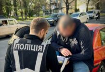 Или плати, или в штурмовики: в Одессе военный требовал деньги за службу в тылу
