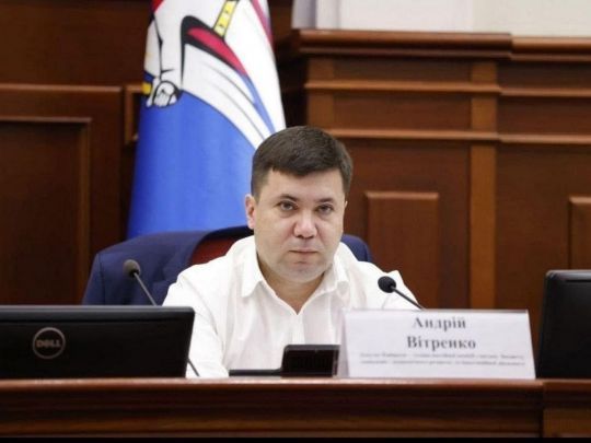 Вітренка хочуть зняти з голови фракції «слуг» в Київраді, щоб вщухнув скандал через його зв’язки з Комарницьким, — Береза